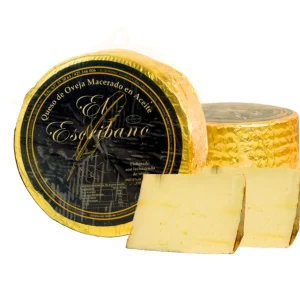 queso oveja macerado en aceite 1 1 Imagen de queso de oveja en aceite oliva macerado de La Mancha